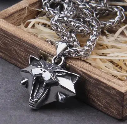 Stainless Steel Viking jewelry Wizard 3 Wild Hunt Game pendant necklace Geralt wolf head necklace with wooden box